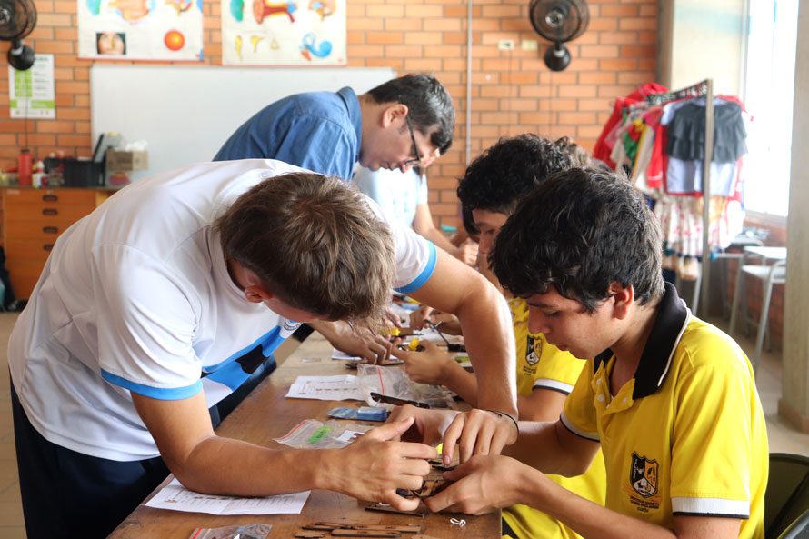 img-slider-6-robotics-colegio-panamericano